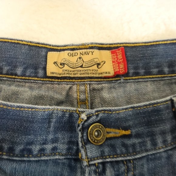 MENS OLD NAVY NATURAL DISTRESSED BOOT CUT VINTAGE BLUE JEANS 36X30 - Picture 3 of 7